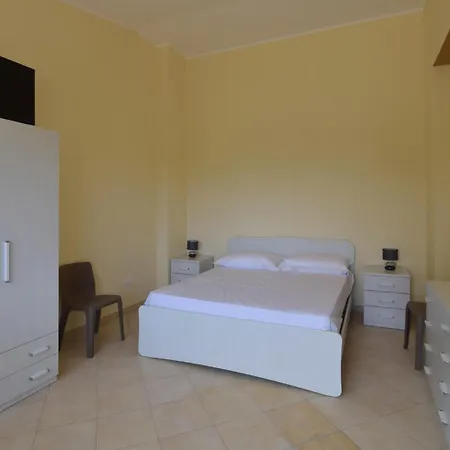 Amazing Home In Melito Porto Salvo 度假居 美利托迪波尔图萨尔维